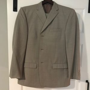 Men's Business Suit 44R/36W